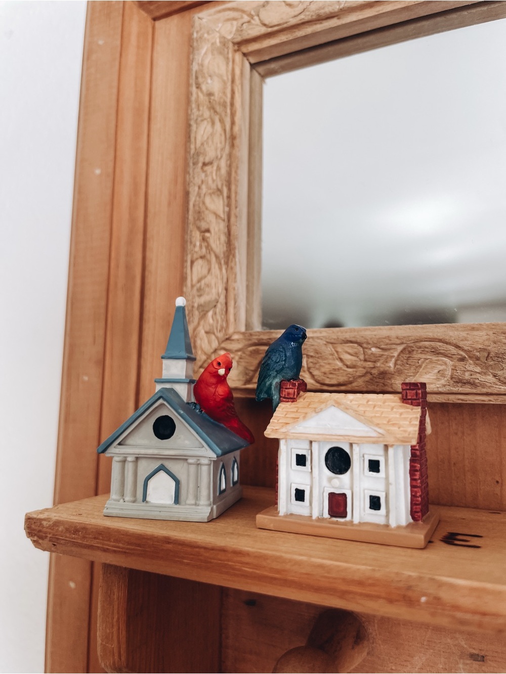 Lenox Garden Birdhouse Miniatures no